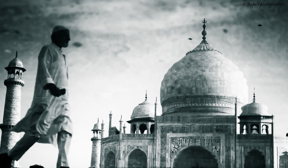 Photo of Taj Mahal, Agra, Uttar Pradesh, India by Rupa Majumder