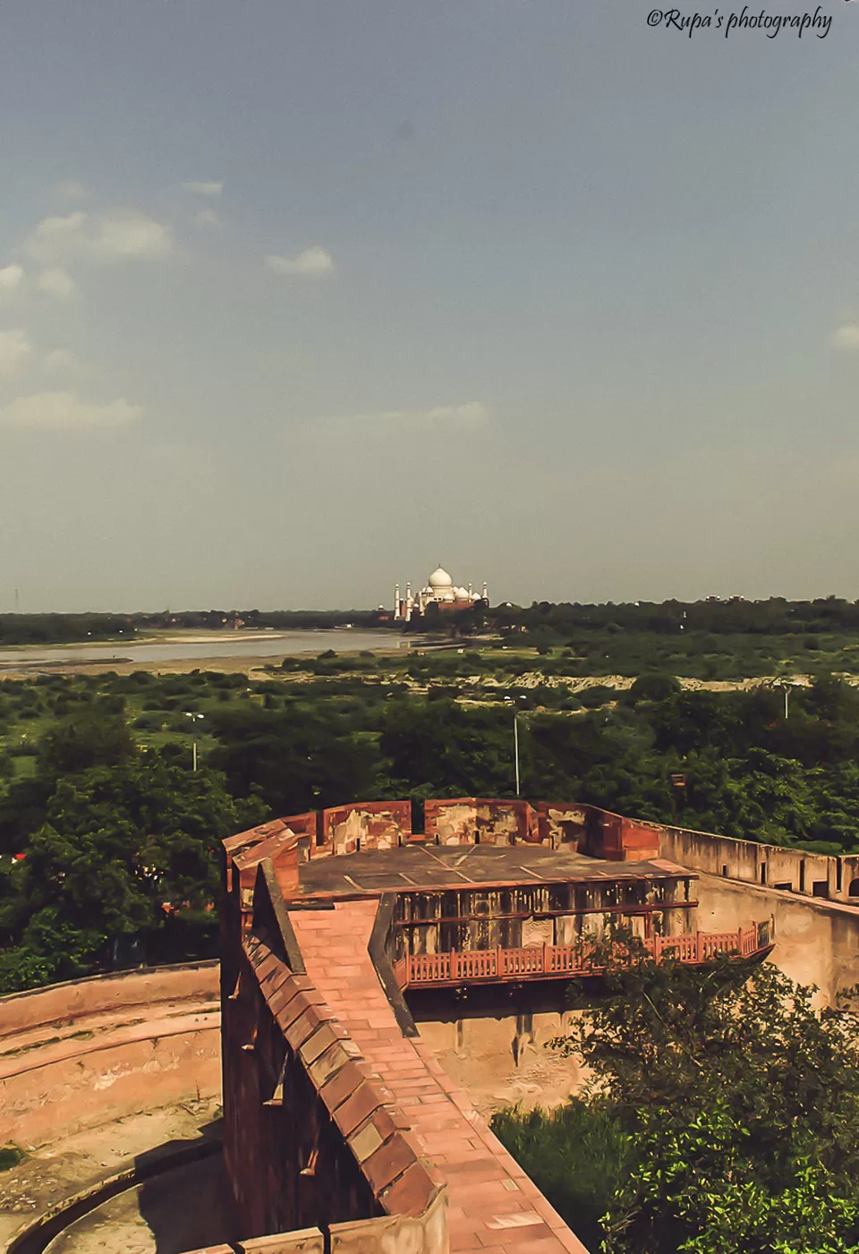 Photo of Agra Fort, Agra, Uttar Pradesh, India by Rupa Datta Majumder