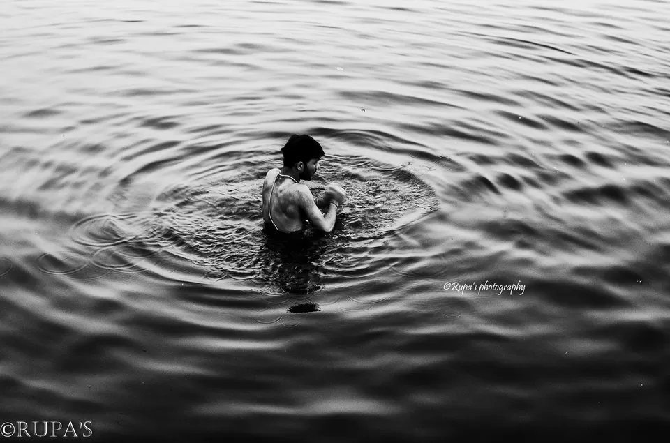 Photo of Dashashwamegh ghat, Uttar Pradesh, India by Rupa Datta Majumder