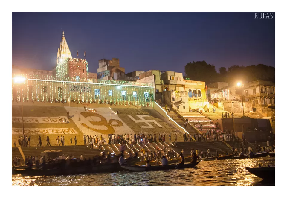 Photo of Ganga Aarti, Katesar, Varanasi, Uttar Pradesh, India by Rupa Datta Majumder