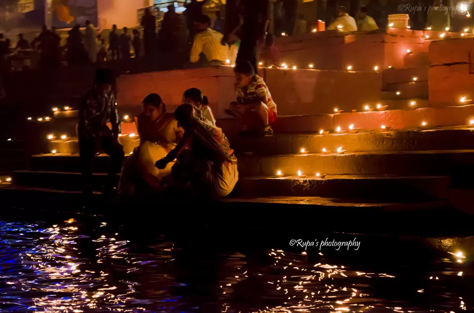 Photo of Ganga Aarti, Katesar, Varanasi, Uttar Pradesh, India by Rupa Datta Majumder