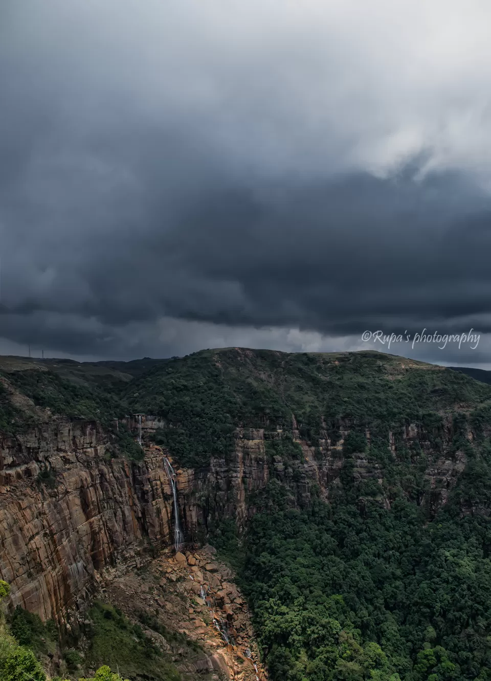 Photo of Wah-kaba Falls, Cherrapunjee, Meghalaya, India by Rupa Datta Majumder