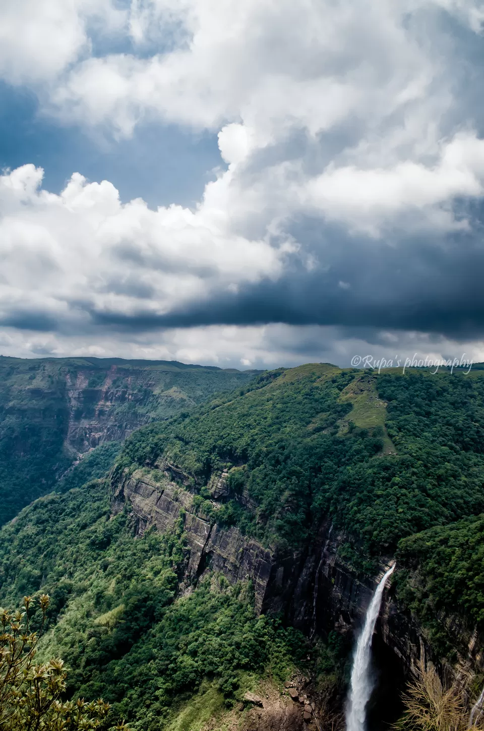 Photo of NohKaLikai Falls, Meghalaya by Rupa Datta Majumder