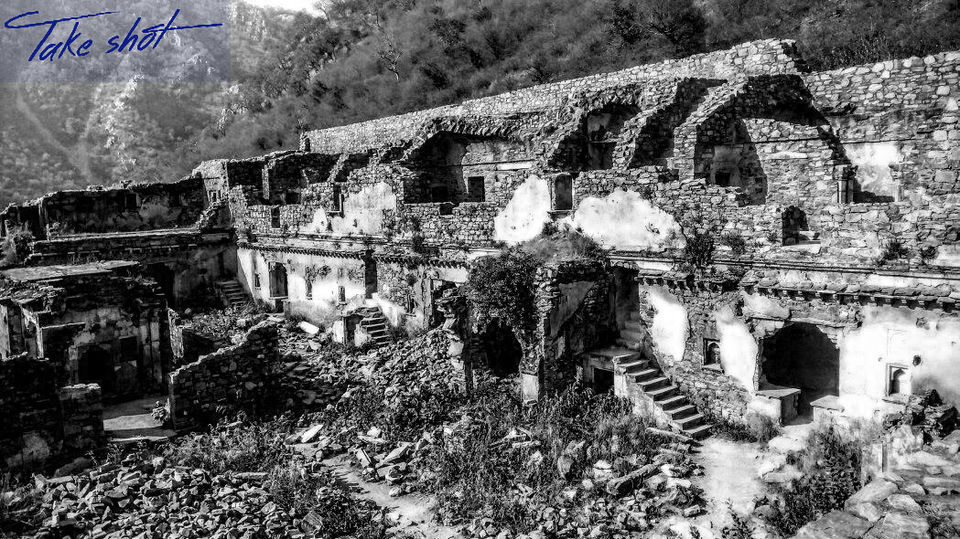 Photo of Drive to Bhangarh – A story with ghosts 4/9 by Nandan Priyadarshi