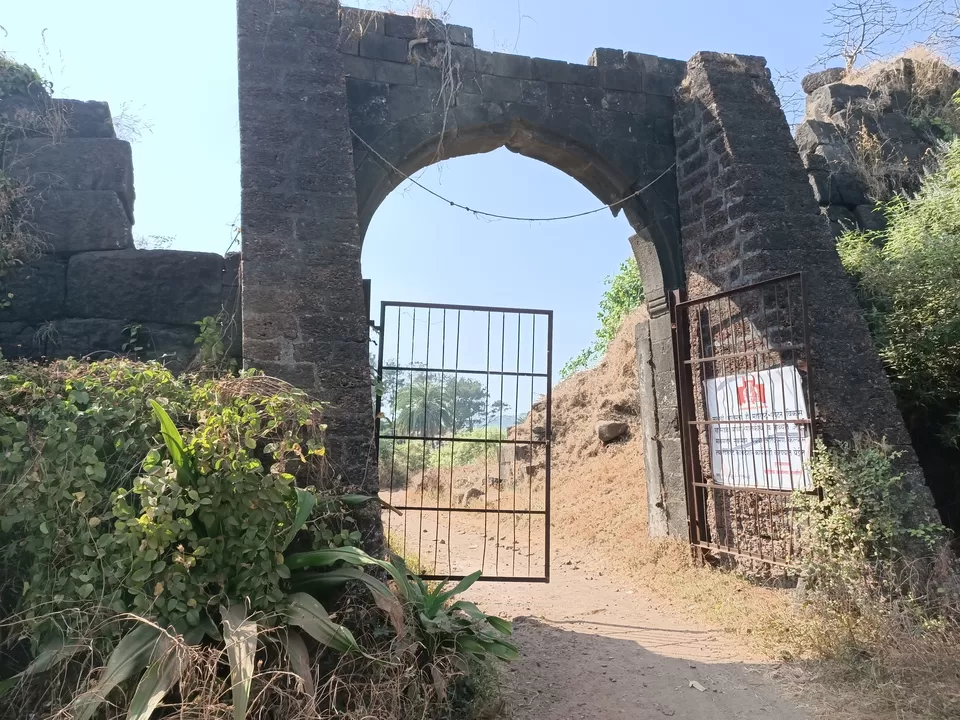 Photo of Fort Goa, Fattegad, Harnai, Maharashtra, India by Rama Kant Gupta