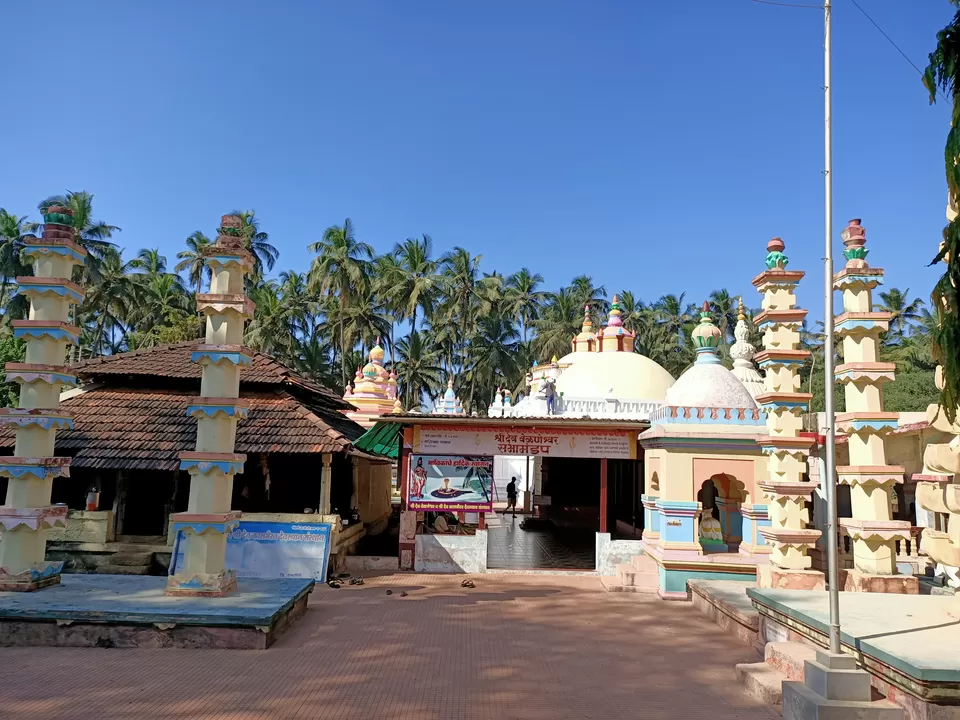 Photo of Shree Velneshwar Temple, Velaneshwar, Maharashtra, India by Rama Kant Gupta