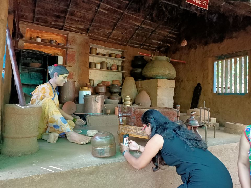 Photo of Kavi Keshavsoot Smarak, Malgund, Ganpatipule, Maharashtra, India by Rama Kant Gupta