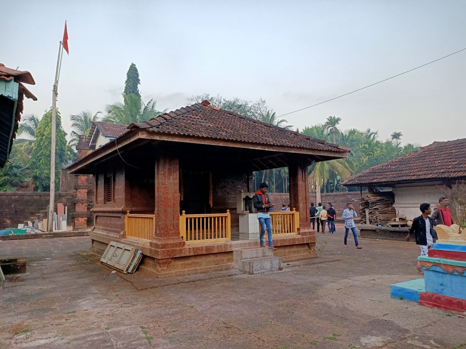Photo of Hotel Ratnaprabha Palace, Navedar, Adivare, Rajapur, Maharashtra, India by Rama Kant Gupta
