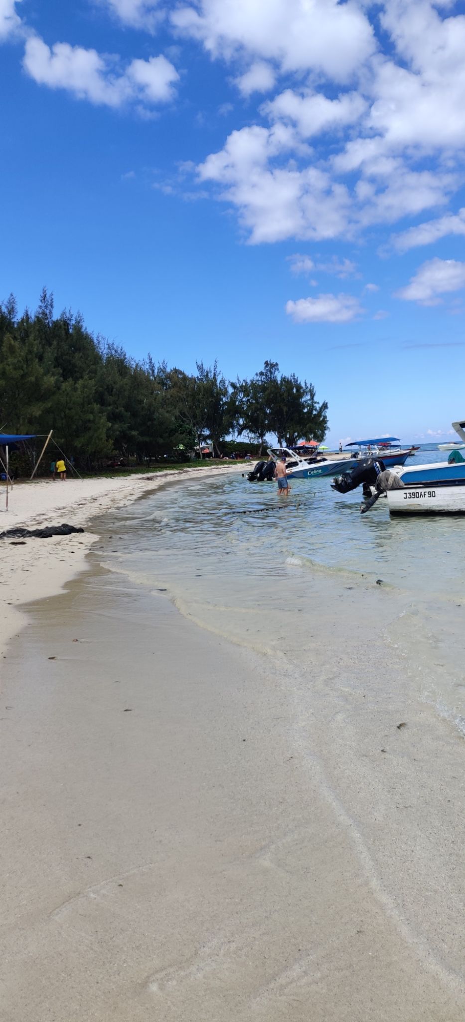 Photo of Mauritius by Sarosh Khan Rebs