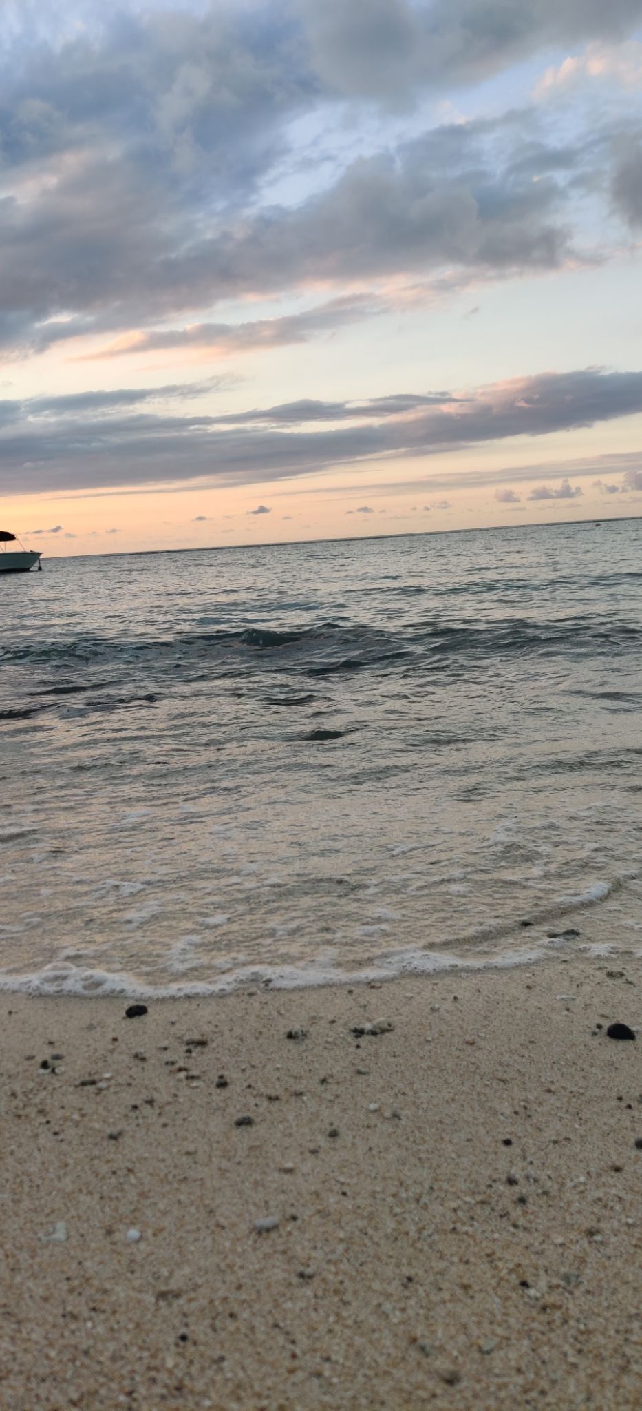 Photo of Mauritius by Sarosh Khan Rebs