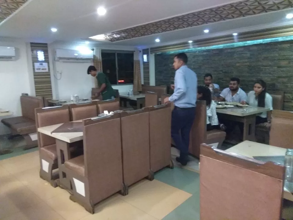 Photo of Eat Well Restaurant, Char Rasta, Gadkhol Part, GIDC, Ankleshwar GIDC, Ankleshwar, Gujarat, India by Imkannan