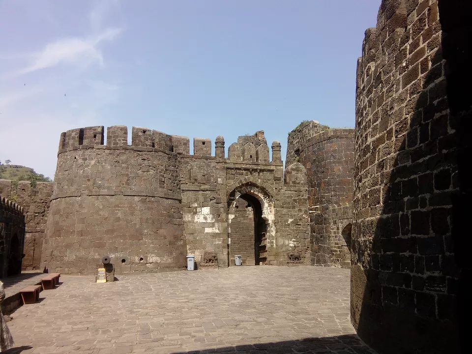 Photo of Daulatabad Fort, Daulatabad, Aurangabad, Maharashtra, India by Imkannan