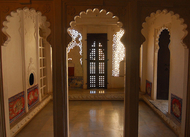 Photo of Bagore Ki Haveli Museum, Silawatwari, Udaipur, Rajasthan, India by Mitali Chakraborty