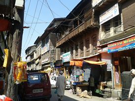 Photo of Lal Chowk, Srinagar by Mitali Chakraborty