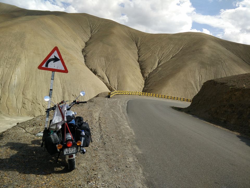 Photo of A ride to Himalayas, on a road that never ends! 5/18 by Sachendra Pal