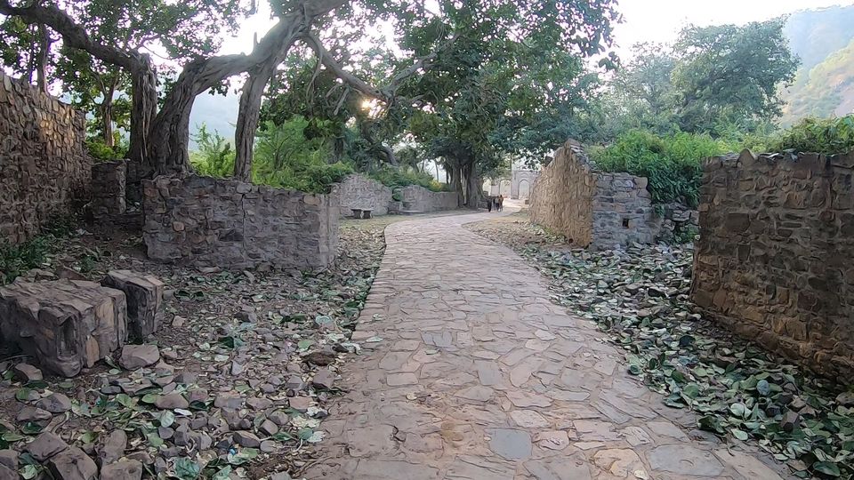 Photo of Bhangarh Fort, Bhangarh, Rajasthan, India by Shikhar Pratap Singh