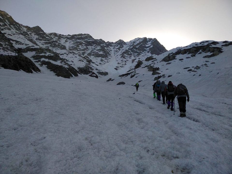 Photo of Indrahar Pass, Dhar Alangari, Himachal Pradesh by Sheetal Vibhuti escapingsoul.in