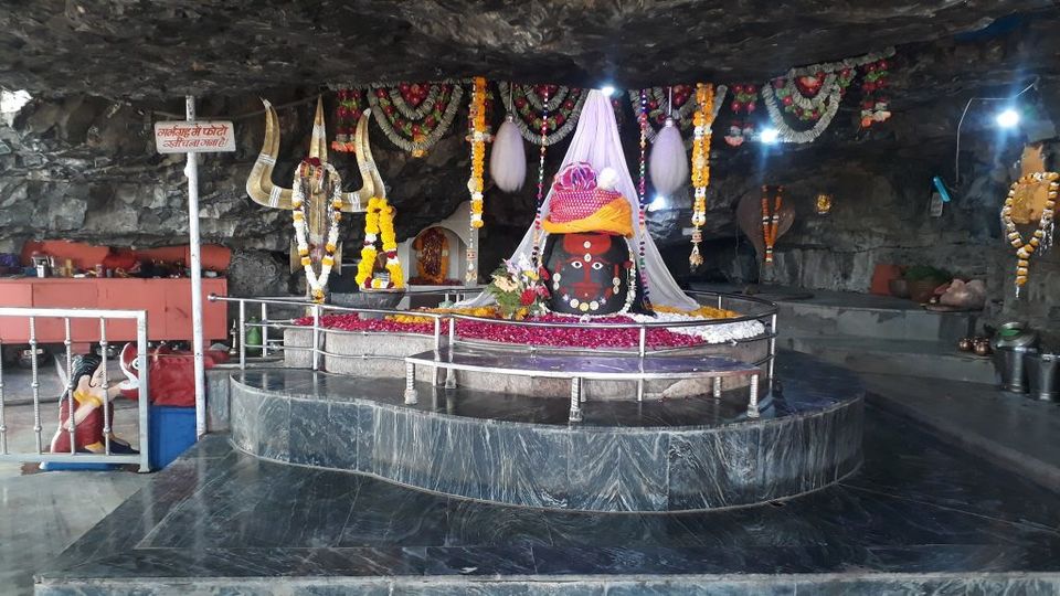 Photo of Mandareshwar Temple, Madareshwar Rd, Banswara, Rajasthan, India by Sheetal Vibhuti escapingsoul.in