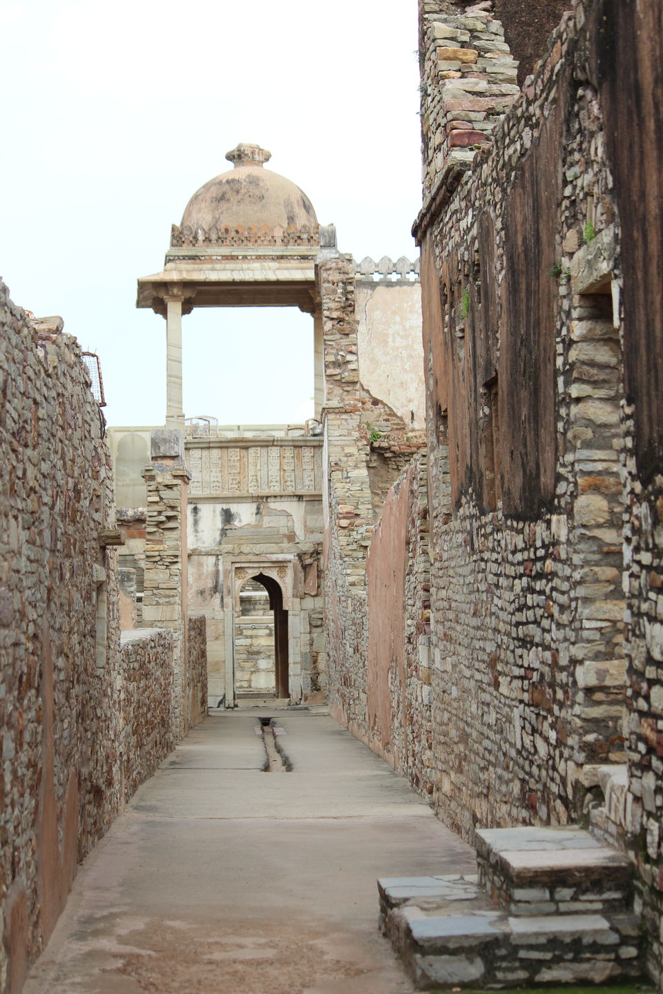 Photo of Chittorgarh Fort, Chittorgarh, Rajasthan, India by travelmommy_travelbaby