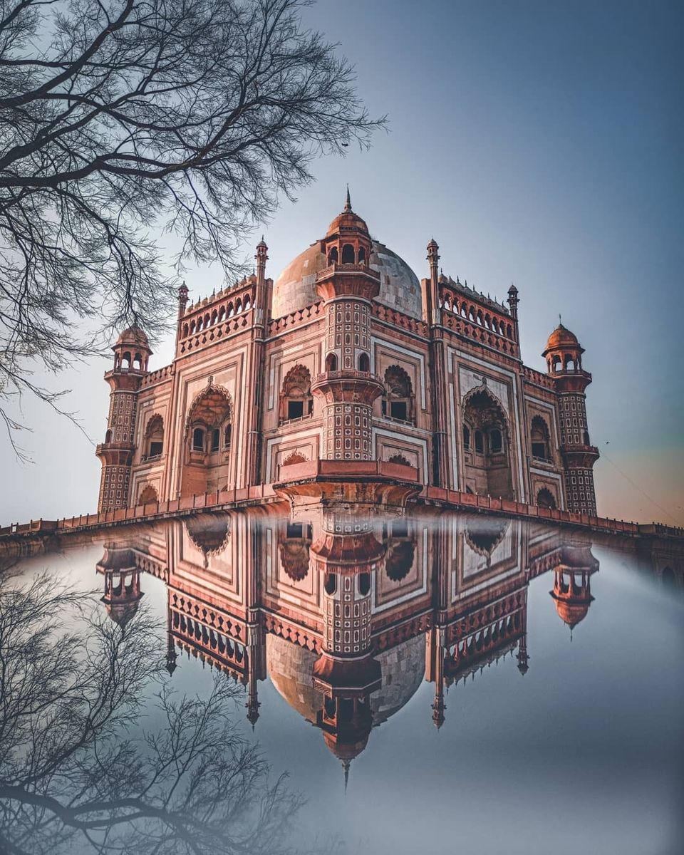 Photo of Safdarjung Tomb by Divya Bhatt | Digital creator