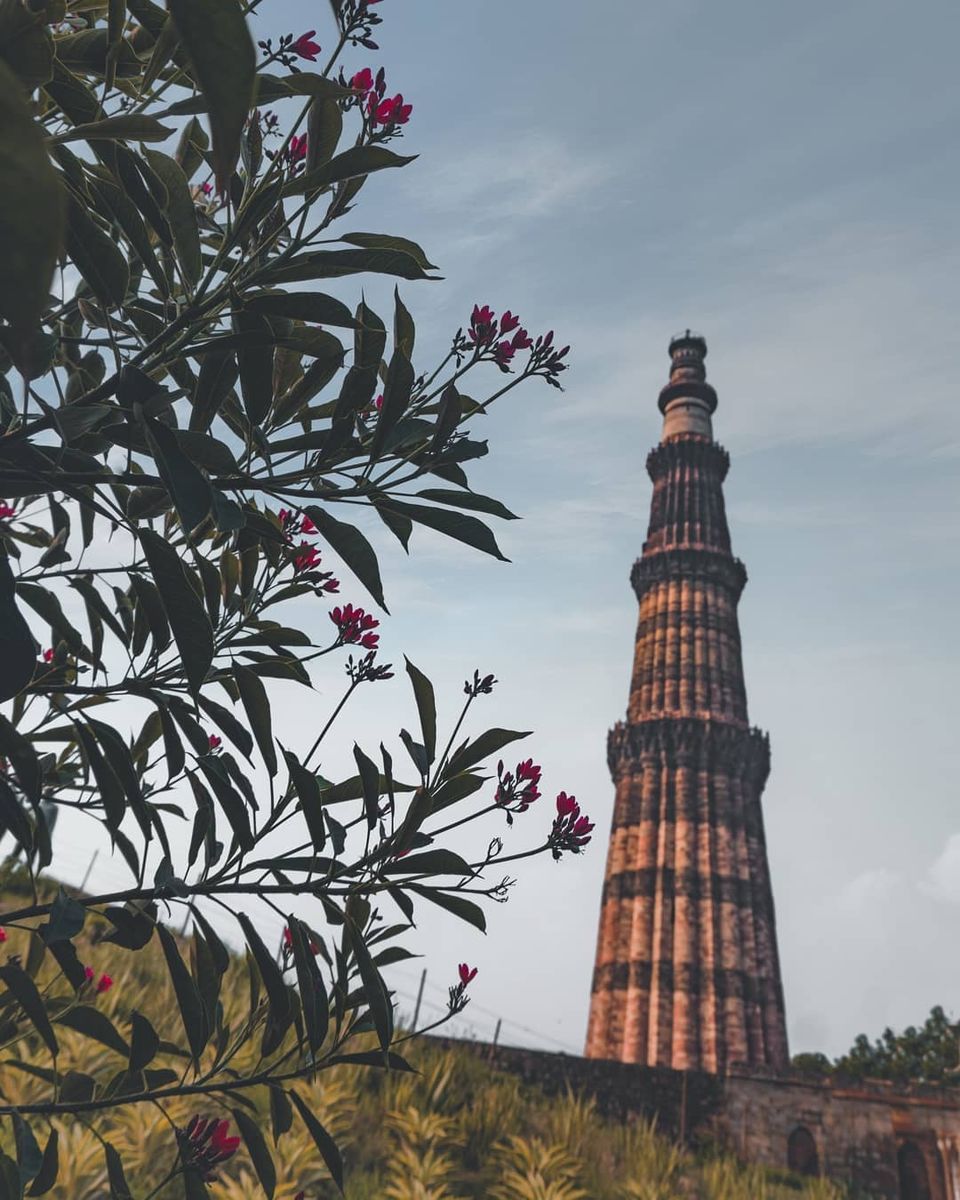 Photo of Qutub Minar by Divya Bhatt | Digital creator