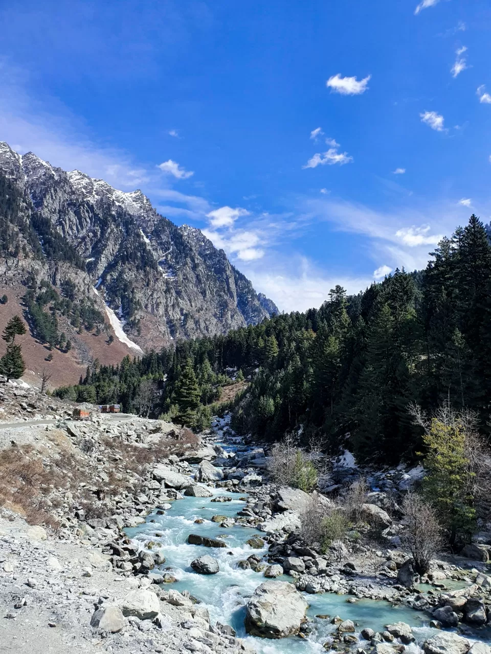 Photo of Kashmir, Himachal Pradesh, India by Aravind Vijayan