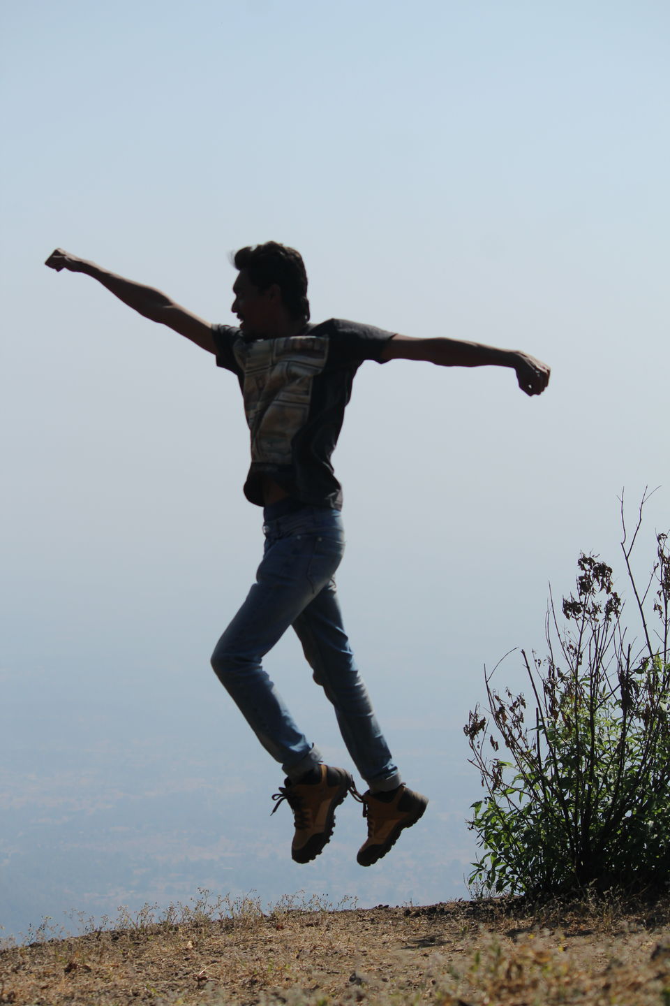 Photo of Scaling the Everest of Thane - Mahuli Fort Trek 10/16 by Rohan Mungekar