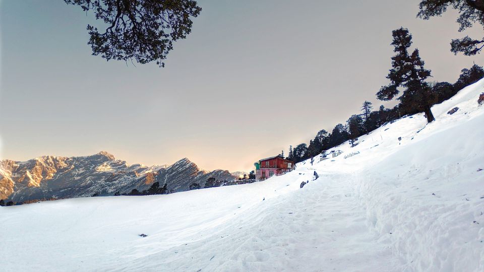 Photo of Paragliding, Kayaking, Deoriatal and World's Highest Shiva temple. #Budgettravelstory. by Rishi Kumar