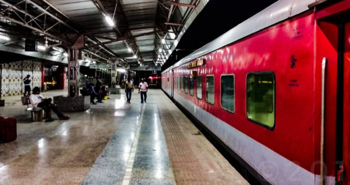 Photo of Why Indian Railway Makes Tourism in India Cheaper And Faster 6/6 by Adarshjit Das