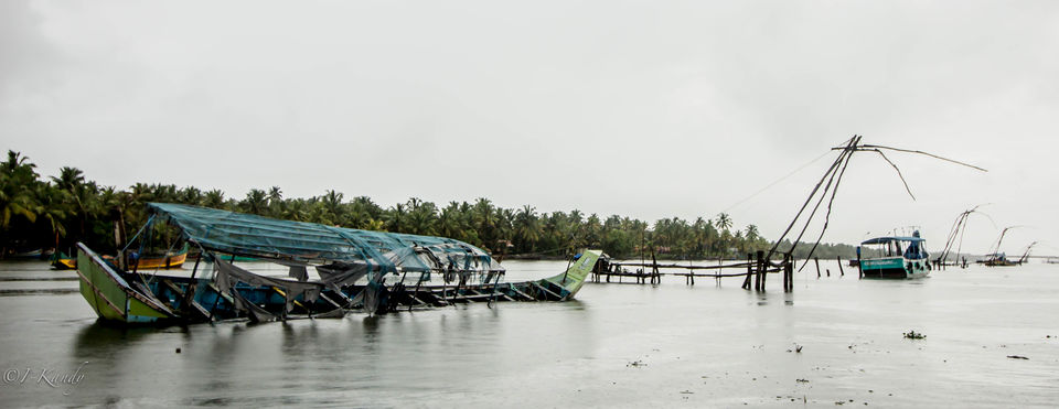 Photo of Pocket-friendly cruise in Kerala backwaters 2/8 by Krisha Chakraborty
