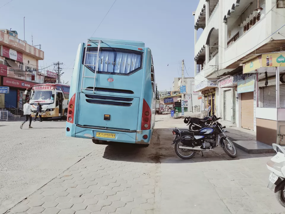 Photo of Bikaner Railway Station Taxi Stand No 1, Station Road, Bikaner, Rajasthan, India by Pritam's Travel Blog