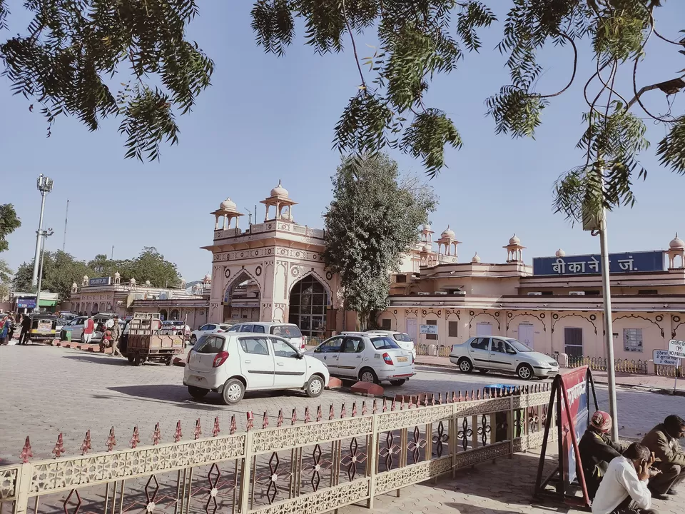 Photo of Bikaner Railway Station Taxi Stand No 1, Station Road, Bikaner, Rajasthan, India by Pritam's Travel Blog