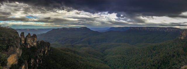 Photos of Echo Point, Katoomba, New South Wales, Australia 2/2 by Shona Guthrie