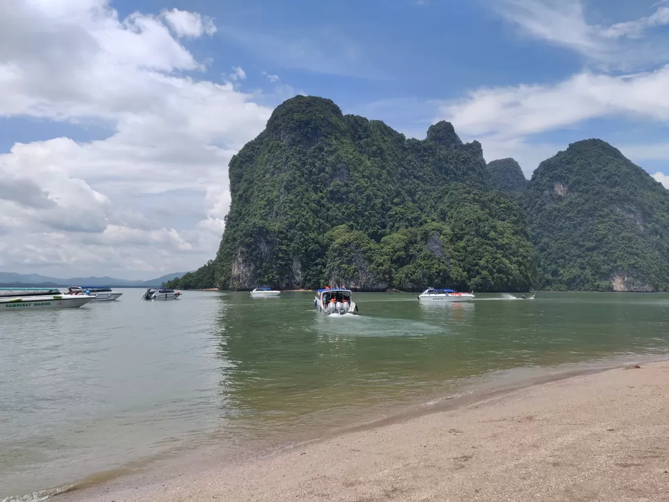 Photo of Phang Nga Bay, Thailand by Anu and Naveen