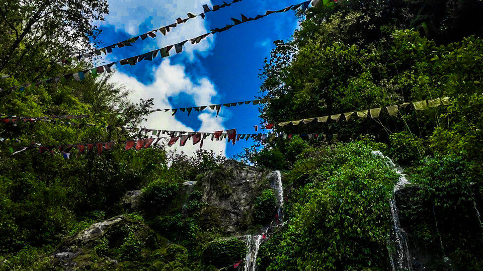 Photo of Bakthang Waterfall, Gangtok, Sikkim, India by Anjali Kerketta