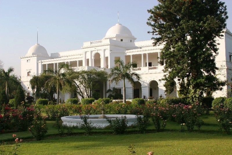 Photo of tourist places near delhi within 100 kms by Juhi Saxena