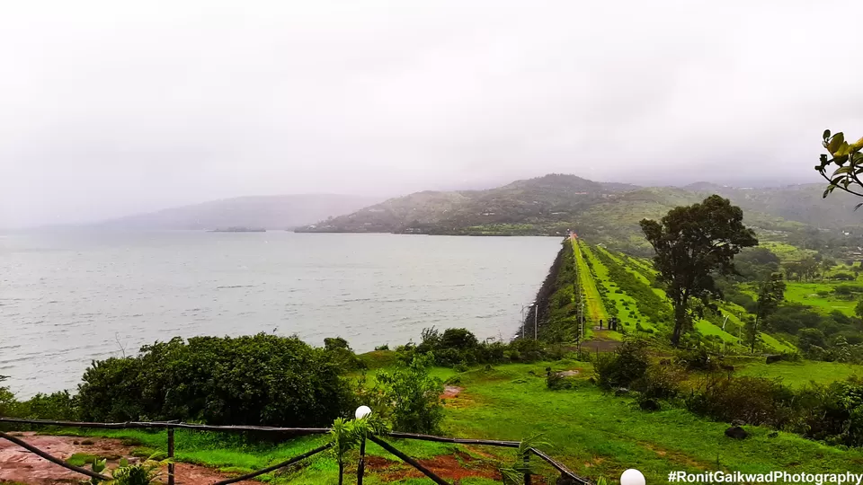 Photo of A serene Lake showcasing the beauty of Nature !!! by Ronit Rajesh Gaikwad