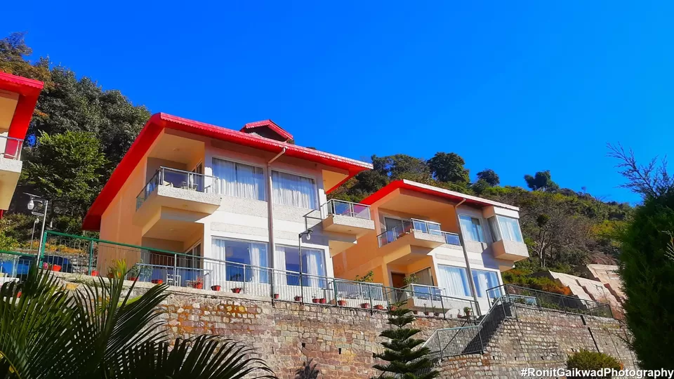 Photo of Amazing Resort with breathtaking views, professional staff and good food !!! by Ronit Rajesh Gaikwad