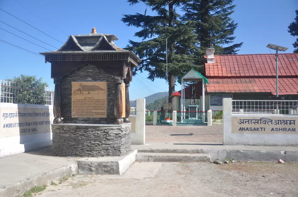 Photo of Anasakti Ashram, Kausani, Uttarakhand, India by Ashwini Prabhu