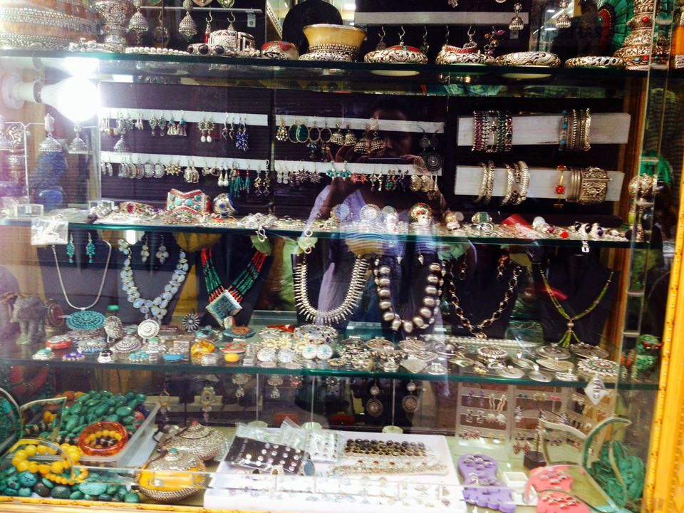 Photo of Dariba Kalan: The Lane of Incomparable Pearls & Jalebis no traveller should miss 7/20 by Srishti Jha