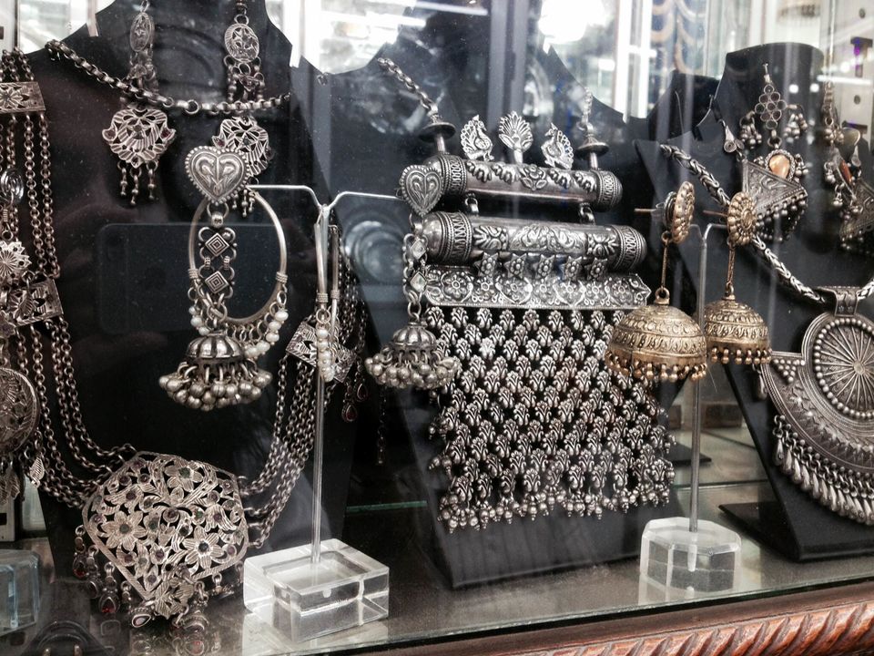 Photo of Dariba Kalan: The Lane of Incomparable Pearls & Jalebis no traveller should miss 17/20 by Srishti Jha