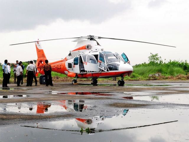 Photo of A hovering joyride over Mumbai? 1/3 by Raj Gopal S Verma