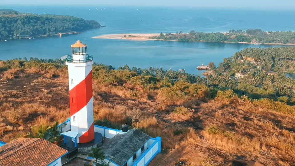 Photo of Betul Lighthouse, Betul Bridge, Quitol, Goa, India by ItinerariesByDnKomi