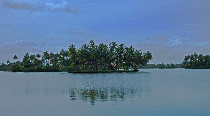 Photo of 14 DAYS AWESOME KERALA BACKWATERS TOUR 1/10 by Jeetendra Kush