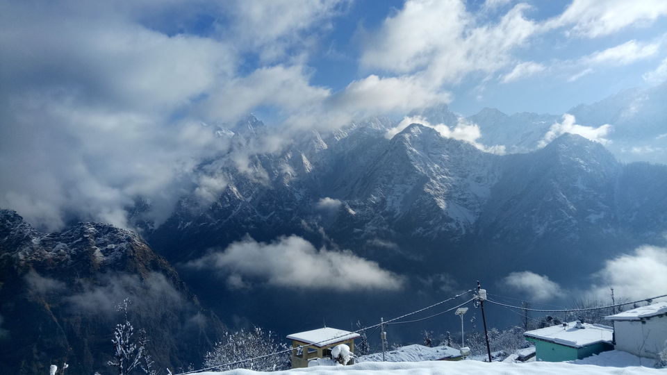 Photo of Auli - A Snow covered Fairy Land In India 16/26 by Renu Mahajan