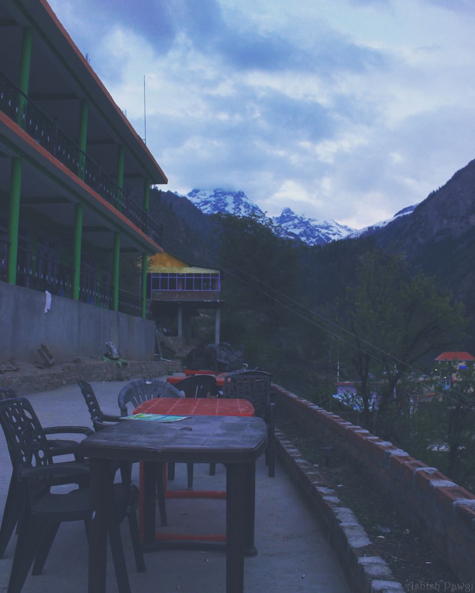 Photo of Pink Floyd Cafe, Tosh, Himachal Pradesh, India by Aashish M Pawgi