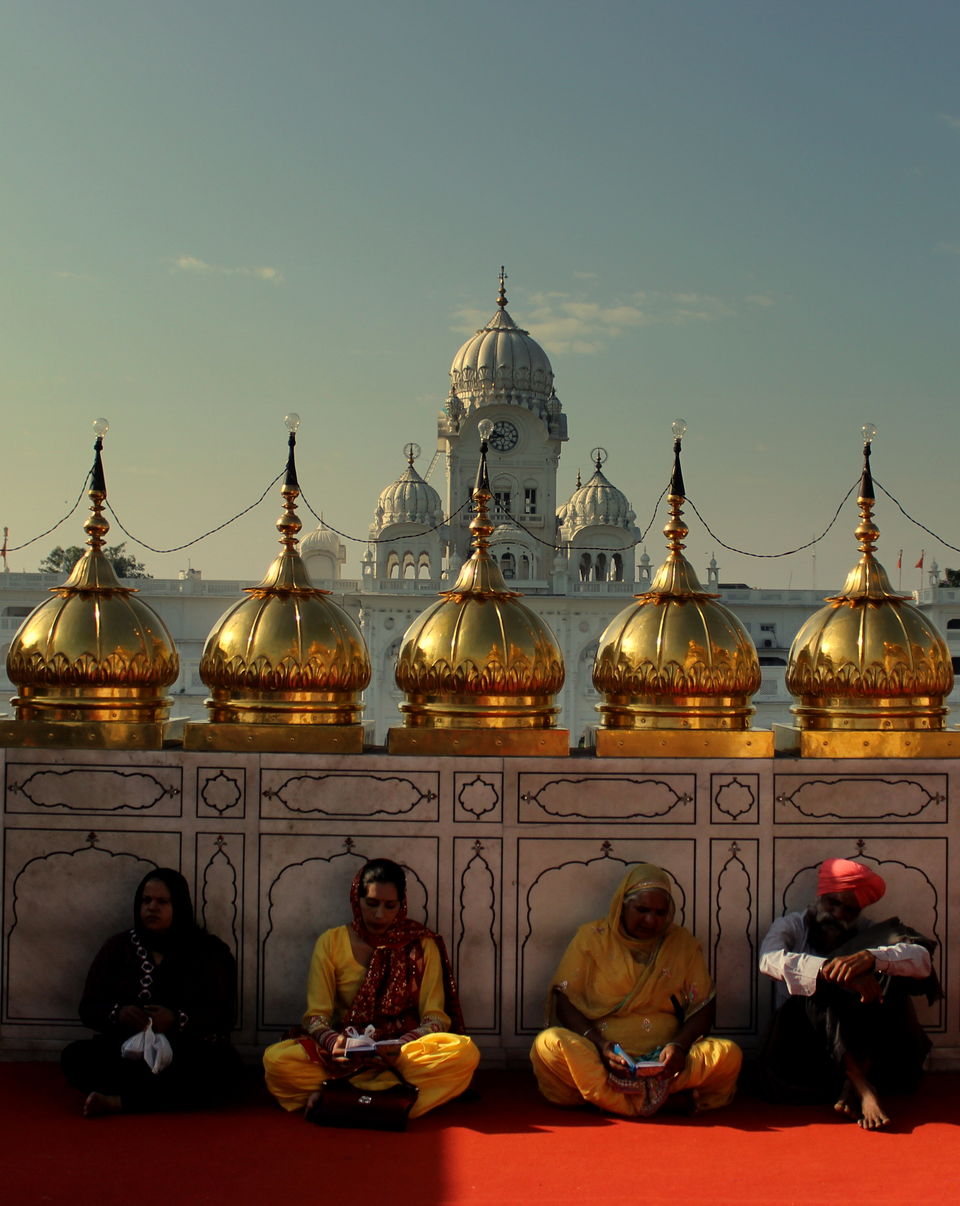 Photo of Harmandir Sahib, Amritsar – Where time stands still! 4/12 by Shikha Pushpan