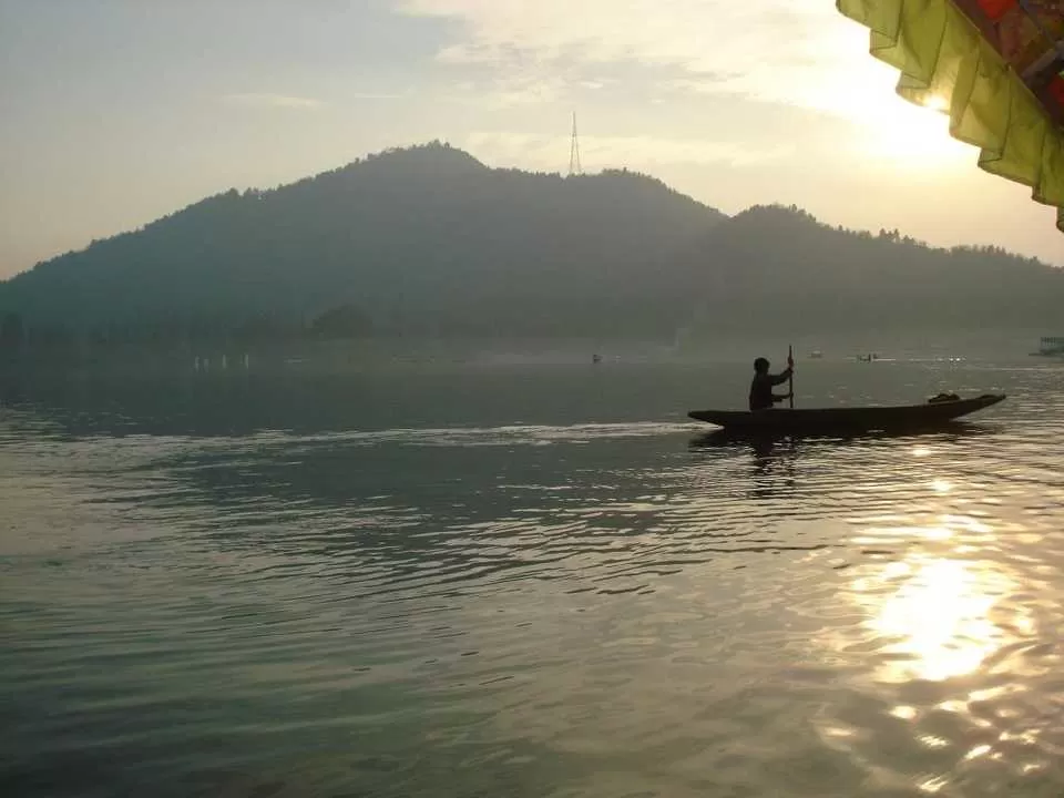 Photo of Dal Lake, Srinagar by MissHotelReviewer