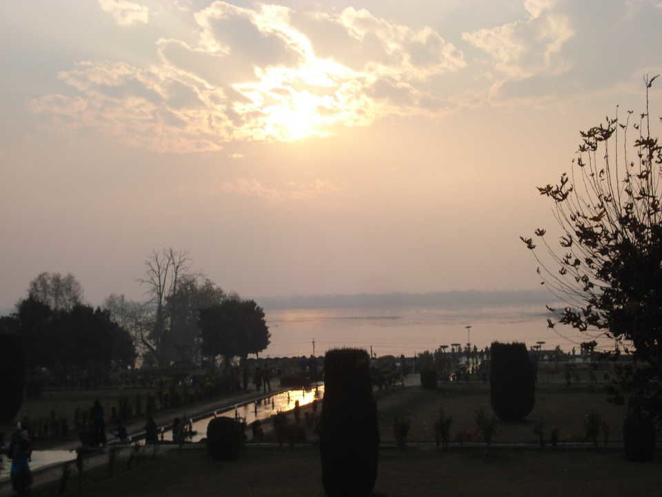 Photo of I would prefer to visit Kashmir over any International Destination. Here's why! by MissHotelReviewer