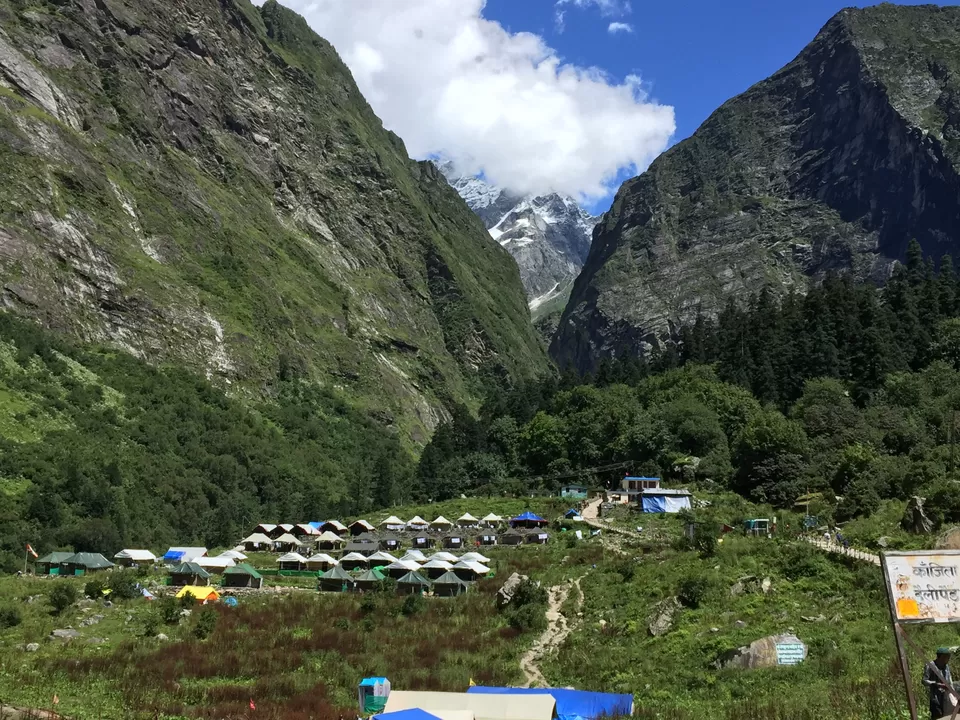Photo of Ghangaria - Valley of Flowers Trek Route, Uttarakhand, India by Urban_Monk